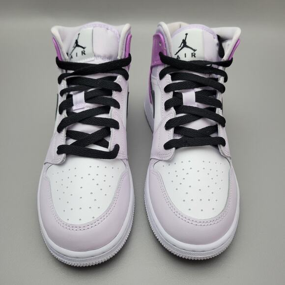 Nike Air Jordan 1 Mid GS Barely Grape Size 5Y Youth - Picture 3 of 10